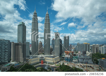 Petronas Twin Towers in Kuala Lumpur, Malaysia 20658236