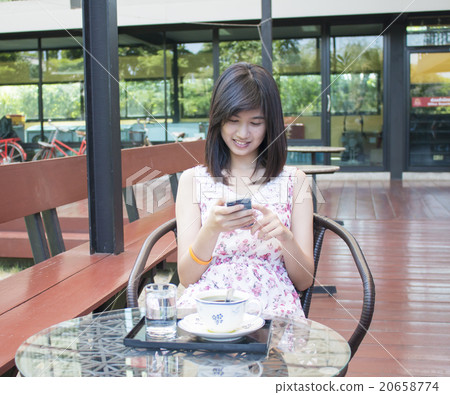 Girl in garden 20658774
