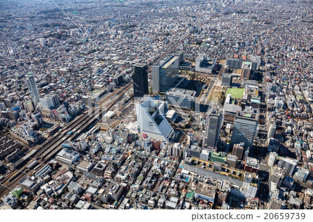 Nakano Central and old-fashioned Nakano Broadway 20659739