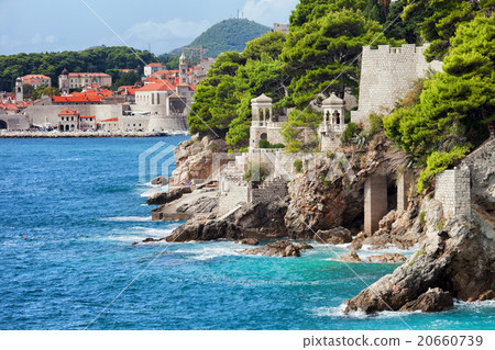 Adriatic Sea Coastline in Dubrovnik 20660739