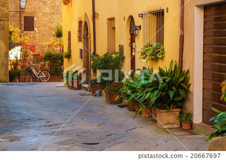Street of Pienza 20667697