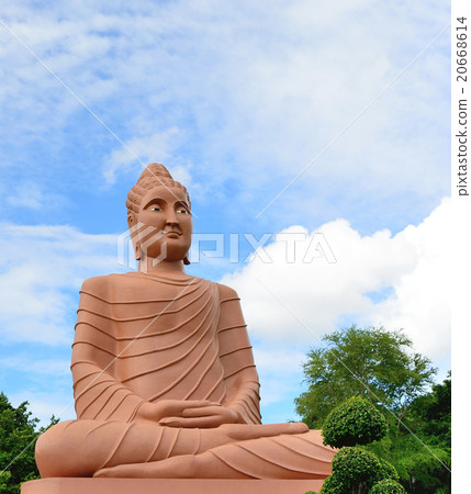 Great Buddha statue in kanchanaburi, Thailand Great Buddha statue in kanchanaburi, Thailand 20668614