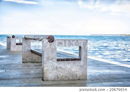 Bench at the beach 20676654