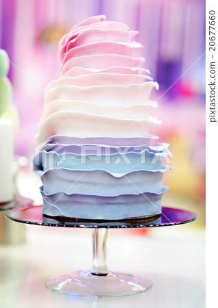 Delicious wedding cake 20677660