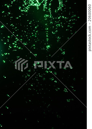 Abstract splashes of water 20680060