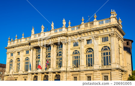 Facade of the Palazzo Madama in Turin - Italy 20691005