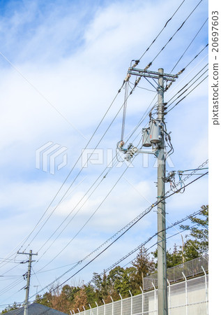 Telephone pole 20697603