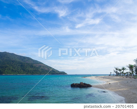 Green island beach and sea with blue sky Green island beach and sea with blue sky 20701405