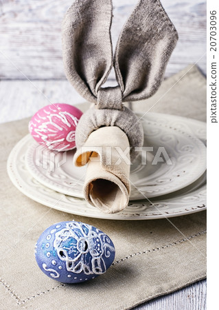 Serving for the Easter holiday Serving for the Easter holiday 20703096