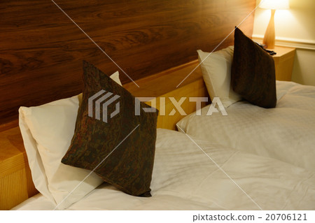 Hotel twin room 20706121