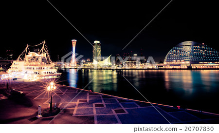 Kobe Port Tower and Maritime Museum  20707830