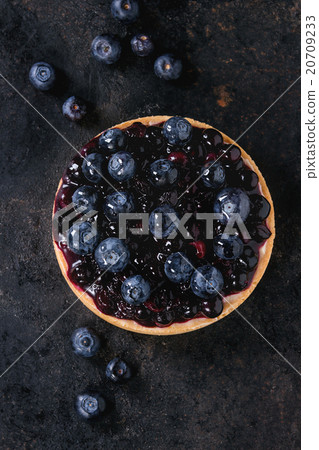 Tart with blueberries Tart with blueberries 20709233