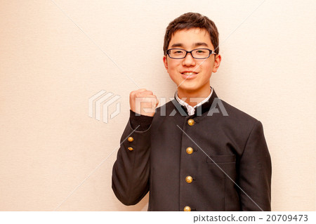 Male junior high school student Male junior high school student 20709473