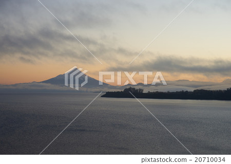 Volcano Osorno at Sunrise 20710034