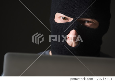 Hacker in a mask Hacker in a mask 20713204