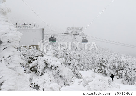 Zao Jizo mountaintop station Zao Jizo mountaintop station 20715468