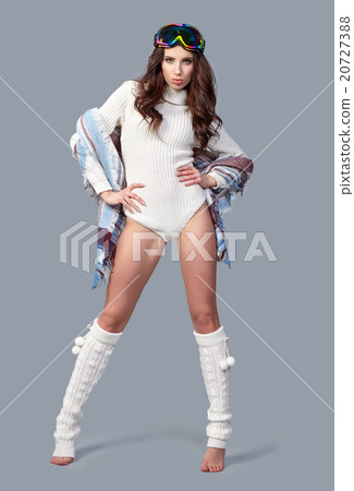 sexy woman in winter body sweater and  ski goggles 20727388