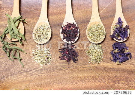 Dry herb tea 20729632