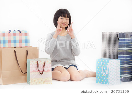 女孩初中生似乎喜歡購物很多 20731399