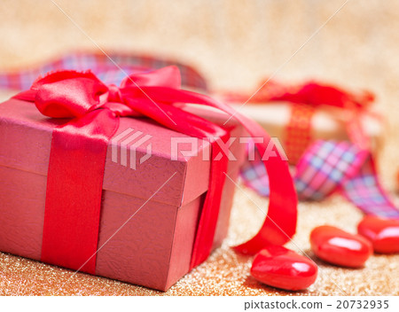 presents presents 20732935