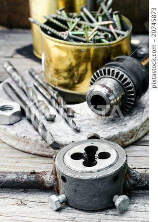 set of die and chaser ,threading tools 20745873