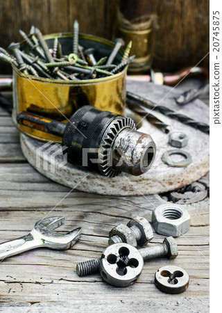 Set of tools to work with 20745875