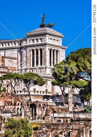 Roman Forum with Victor Emmanuel II in Rome, Italy Roman Forum with Victor Emmanuel II in Rome, Italy 20746116