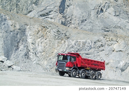 Dump Truck in a Quarry 20747149
