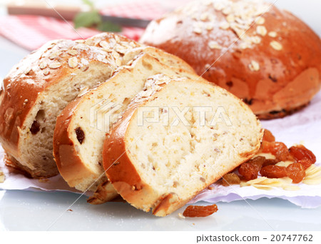 Sweet bread Sweet bread 20747762