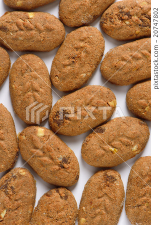 Mini breakfast biscuits 20747802