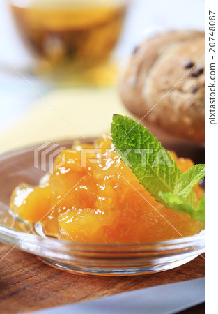 Orange jam 20748087