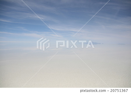 Uyuni salt lake   20751367