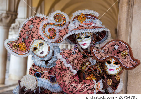 Amazing carnival masks in Venice, Italy 20754795