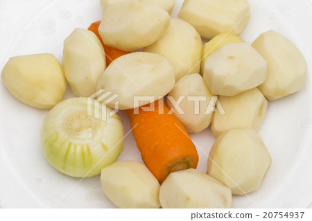 vegetables on the white background vegetables on the white background 20754937