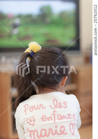 younger, person, girl 20762012