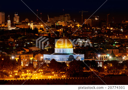 Dome of the Rock in Jerusalem at night Dome of the Rock in Jerusalem at night 20774301