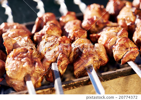Barbecue skewers with meat Barbecue skewers with meat 20774372