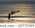 Fishermen on Bali throws net 20775099