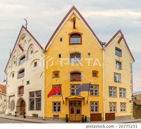 Three Sisters on Pikk street in Tallinn, Estonia 20775231