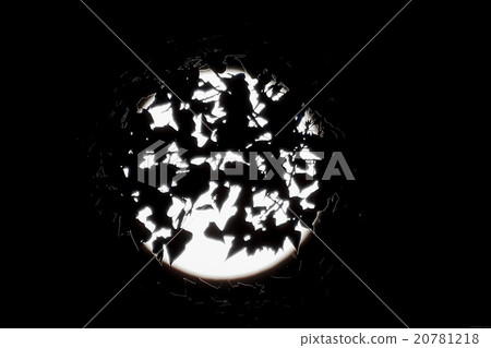 Moon behind leaves Moon behind leaves 20781218