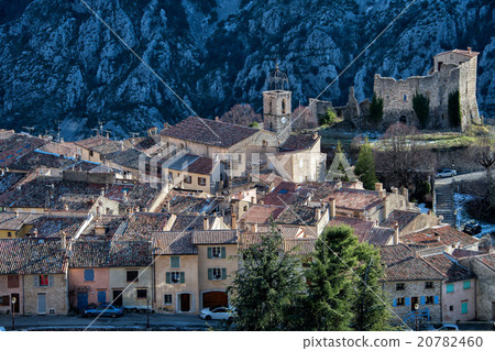 high provence mountain road village 20782460