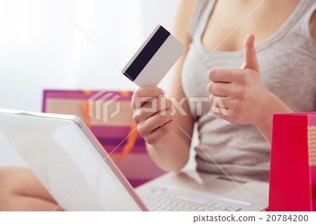 Spending money is joyful Spending money is joyful 20784200