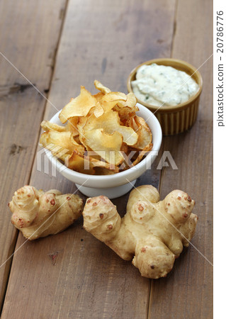 Chrysanthemum chips 20786776