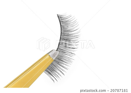 False lashes and yellow pincers 20787181