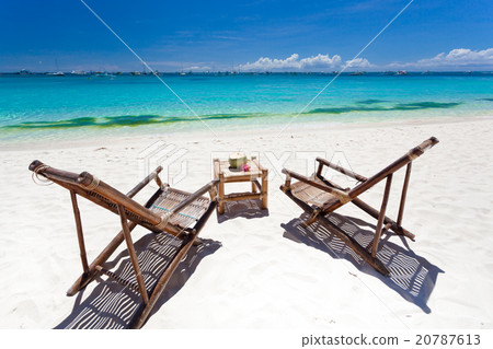 Tropical relax on white beach 20787613
