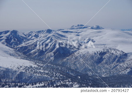 Tomlaussi mountain in the severe winter Tomlaussi mountain in the severe winter 20791427
