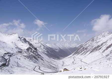 Mt. Mt. 20791927