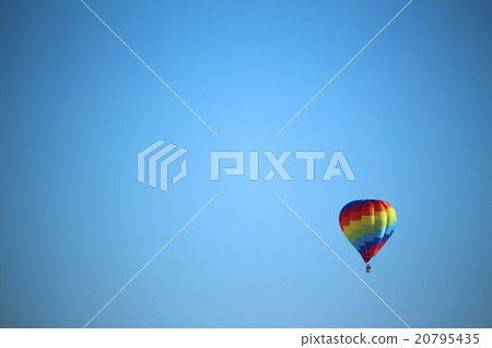 Blue sky and balloon 20795435