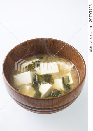 Tofu miso soup Tofu miso soup 20795908