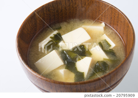 Tofu miso soup Tofu miso soup 20795909